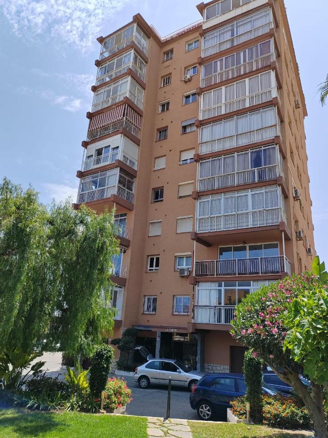 Apartamento La Torre,200M Hasta La Playa Benalmádena Dış mekan fotoğraf