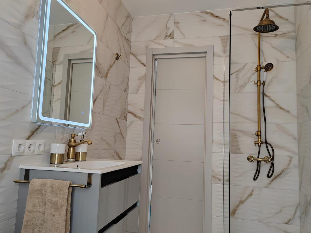 Apartamento La Torre,200M Hasta La Playa Benalmádena Dış mekan fotoğraf
