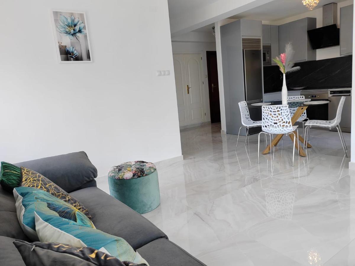 Apartamento La Torre,200M Hasta La Playa Benalmádena Dış mekan fotoğraf